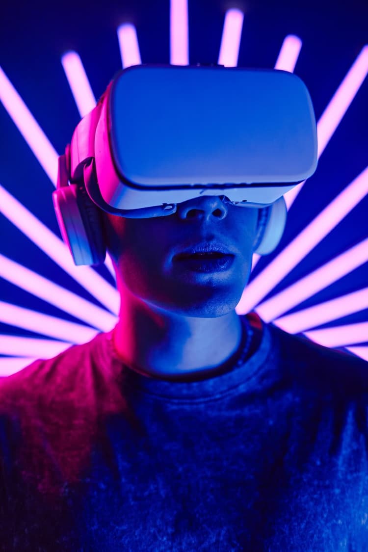 iUNI - Immersive University | VR-Powered Education & Training