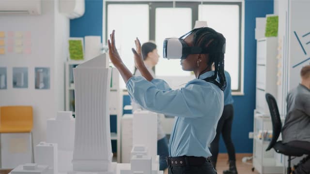 iUNI - Immersive University | VR-Powered Education & Training
